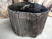 Indlæs billede til gallerivisning Petrified Wood Side Table
